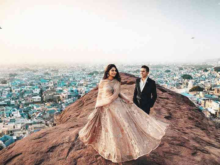 Take A Look At These Latest Pre Wedding Shoot Dresses For Inspo