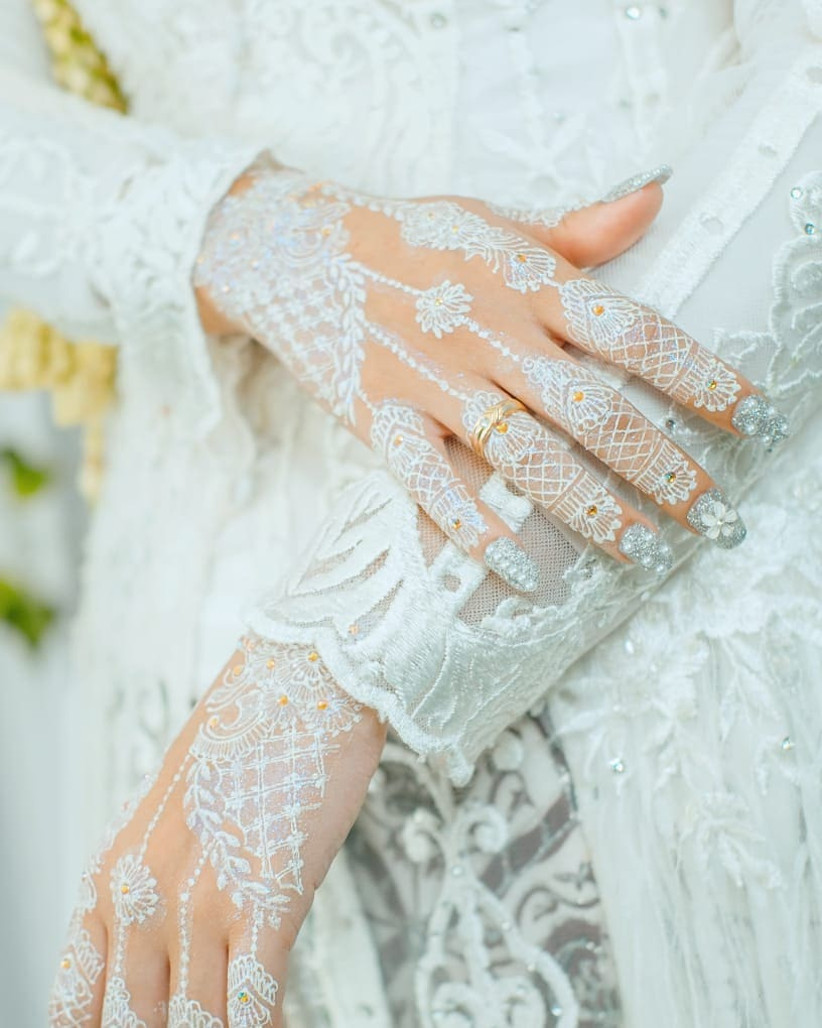 Full Hand White Arabic Mehndi Design by Minnakkaf Henna