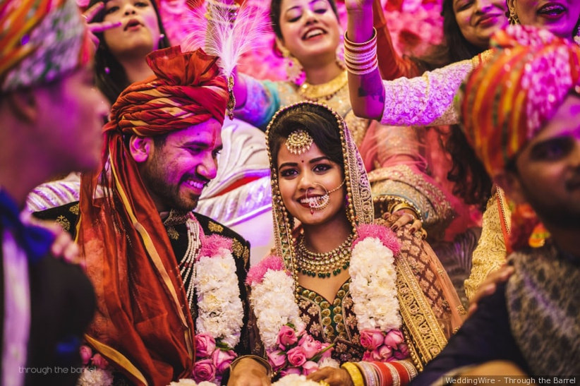 Gorgeous Garland Images That Will Inspire You To Frame Your Perfect Jaimala Moments From The D Day Perfect for your wedding backdrop and use later in your home as wall art! gorgeous garland images that will