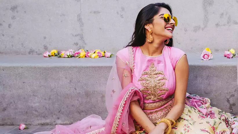 rent outfits in delhi