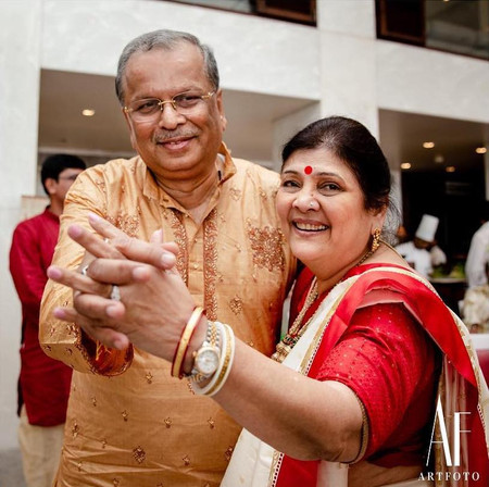 Wedding Anniversary Wishes for Parents That Will Melt Their Hearts