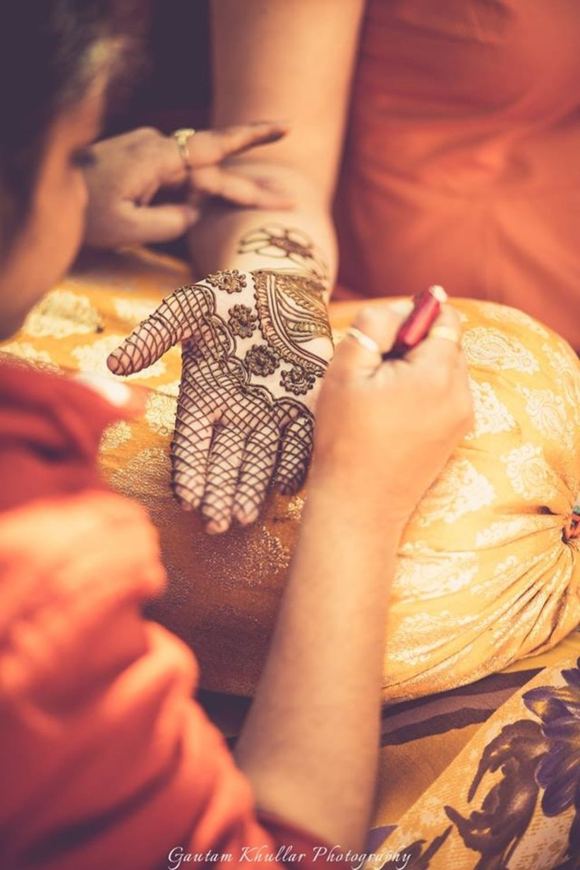 15 Fantastic Simple Easy Mehndi Designs That Works Wonders For The