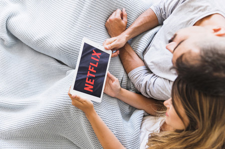 Best Shows On Netflix To Binge-Watch With Partner 