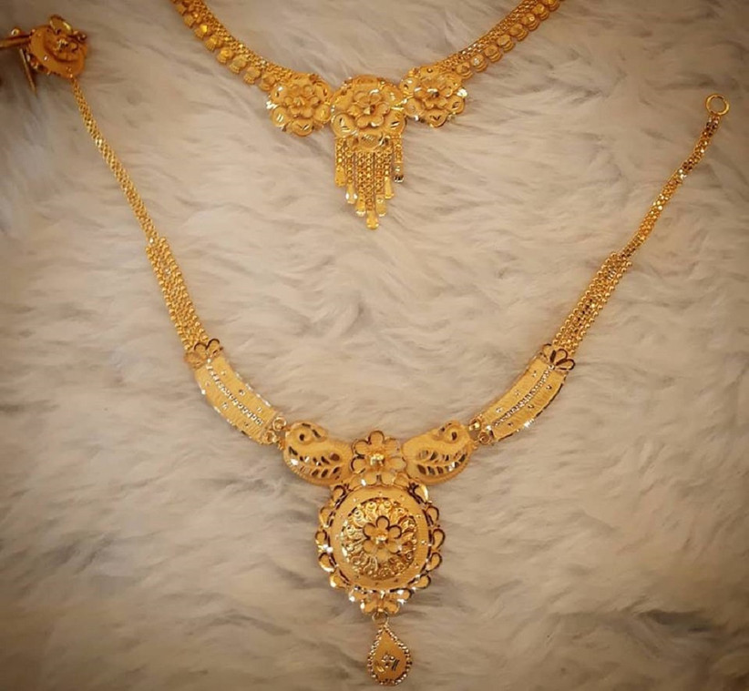 latest 22kt light weight gold necklace designs with weight , necklace for  bridal wedding | Gold necklace designs, Bridal necklace designs, Necklace  designs