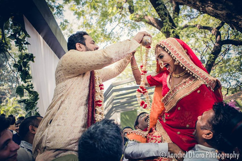 8 Flower Garlands For Indian Weddings Ideas To Steal The Show