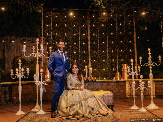 Get Ready With These 8 Iconic Bollywood Wedding Couple Poses That Will Make Your Wedding Photo Album A Treat To Watch We want to help people find the pictures :) wedding lehengas, bridal clothing, indian clothing, pakistani clothing, indian wedding inspiration we've taken pins from here and reorganized them onto our other boards by color and theme to help you. iconic bollywood wedding couple poses