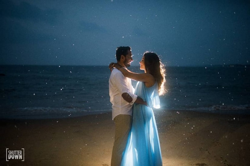 12 Romantic Pre Wedding Shoot Poses That Make Your Heart Melt 5478