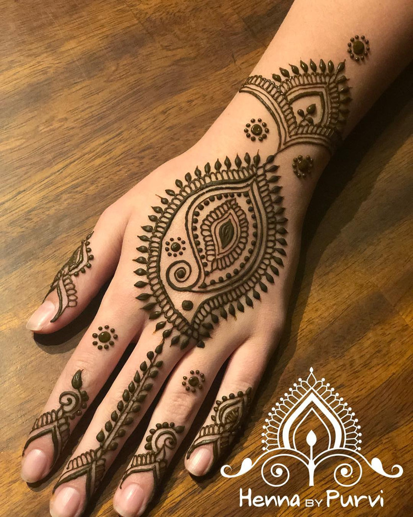 Simple Henna Designs For Hands For The Bride And Her Tribe