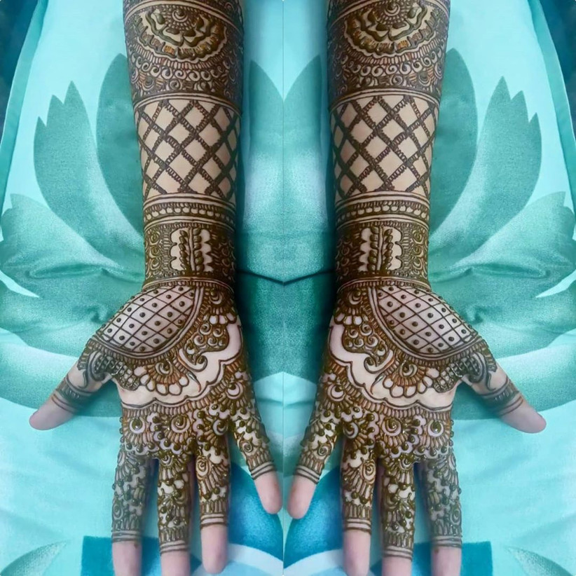 100 Traditional And Modern Mehndi Designs For Brides And Bridesmaids,Hotel Porte Cochere Designs