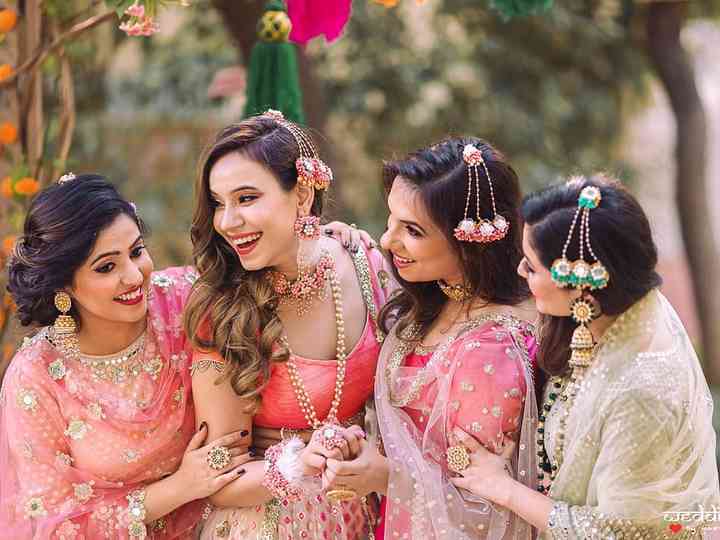 7 Dresses To Wear To An Indian Wedding Ideas For Guests To Make A