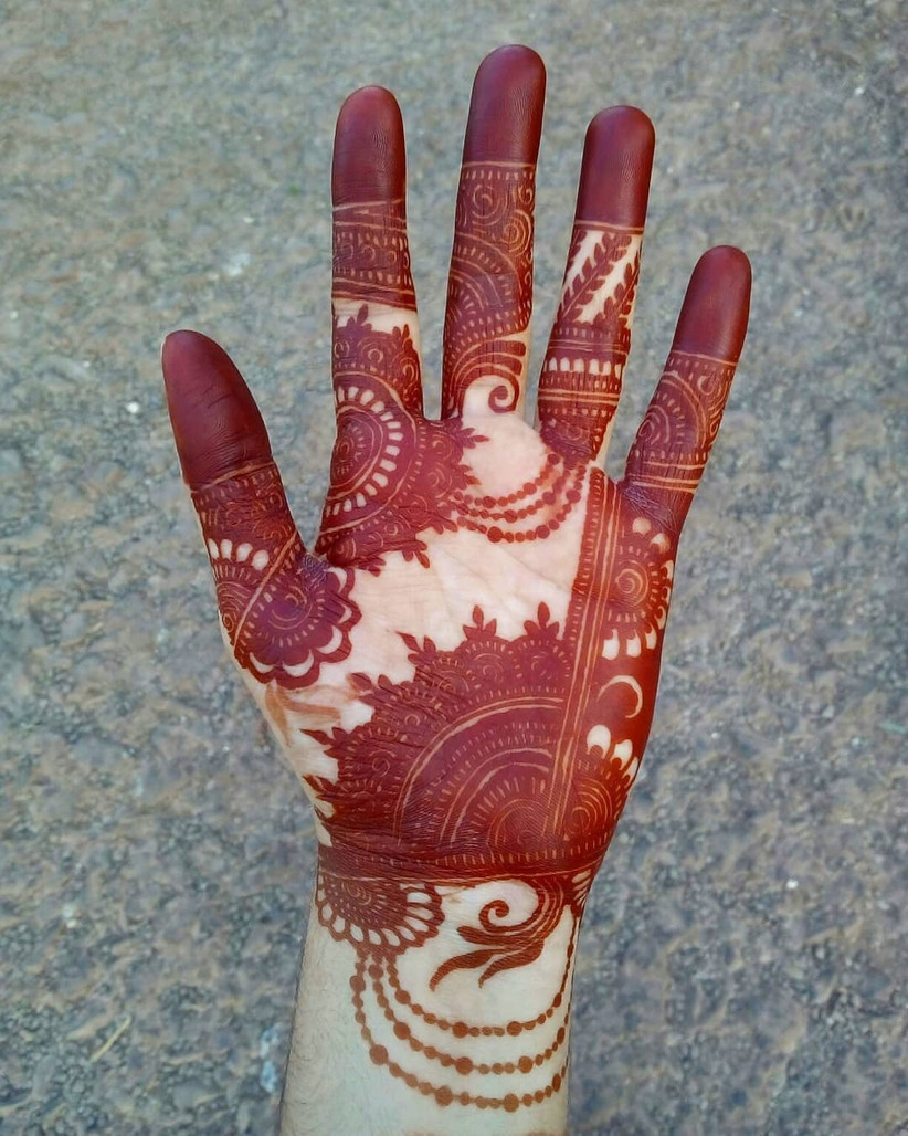 8 Front Side Mehndi Design Ideas That Will Give Your Bridal