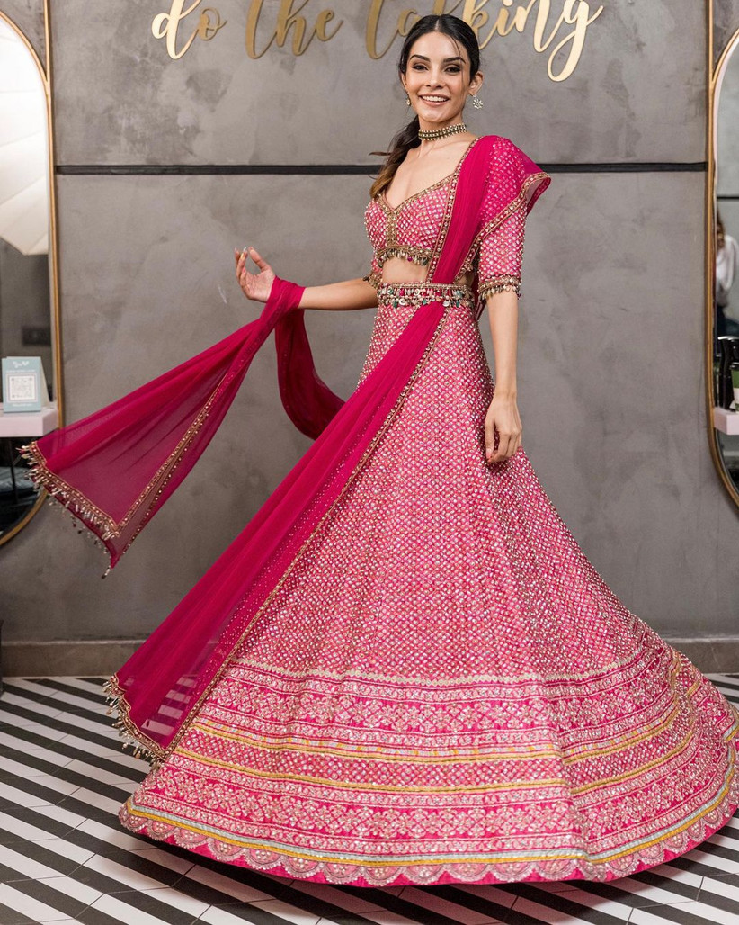 ways of draping lehenga dupatta