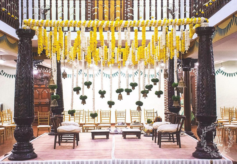 floral-decoration-for-intimate-weddings-