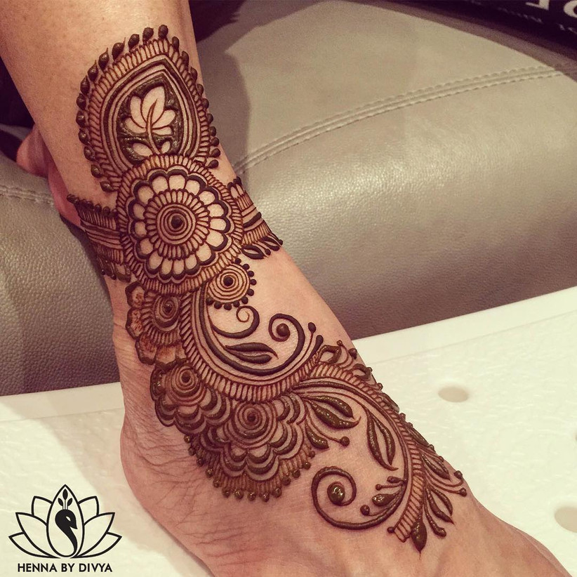 21 Simple Foot Mehndi Design That Are Perfect For Brides To Be