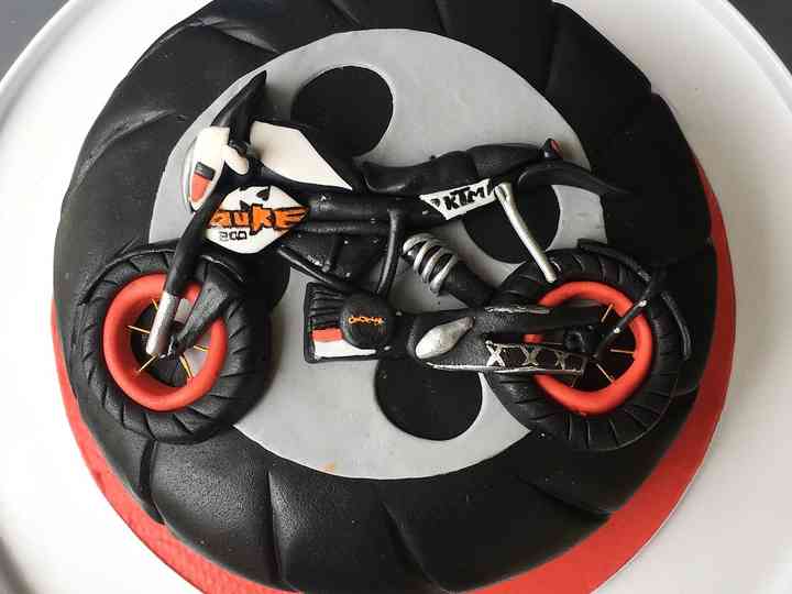 bike cakes images