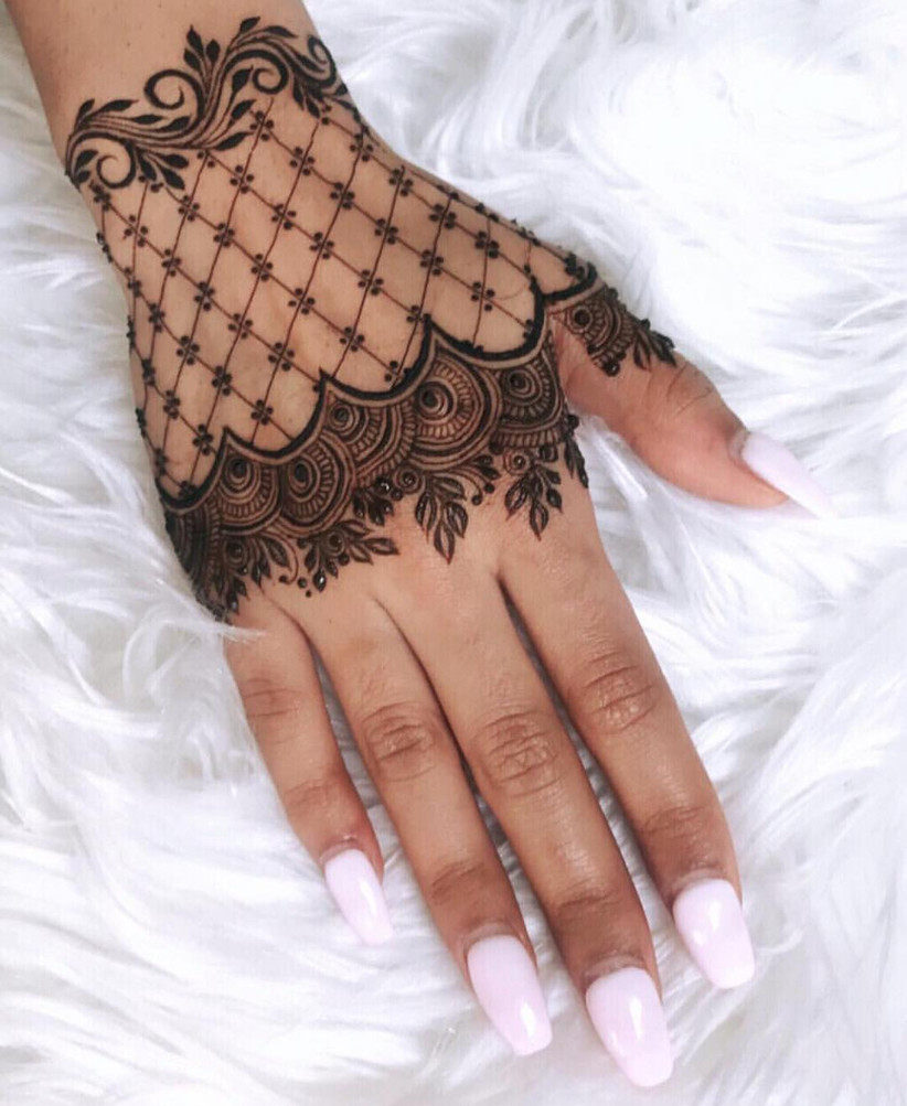 20 Stunning Yet Simple Arabic Mehndi Designs For Left Hand To