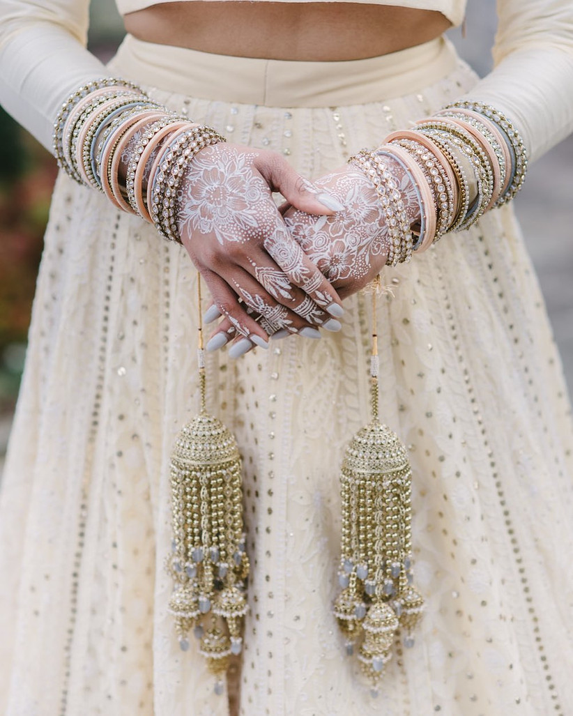 Heavy Bangles For Bride 2024 www.alhudapk