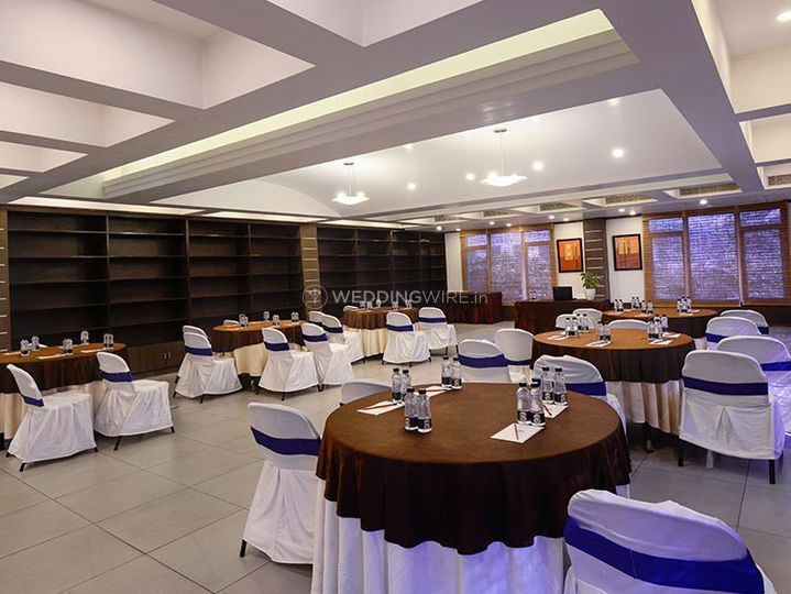 Treehouse Hotel Club Spa Bhiwadi