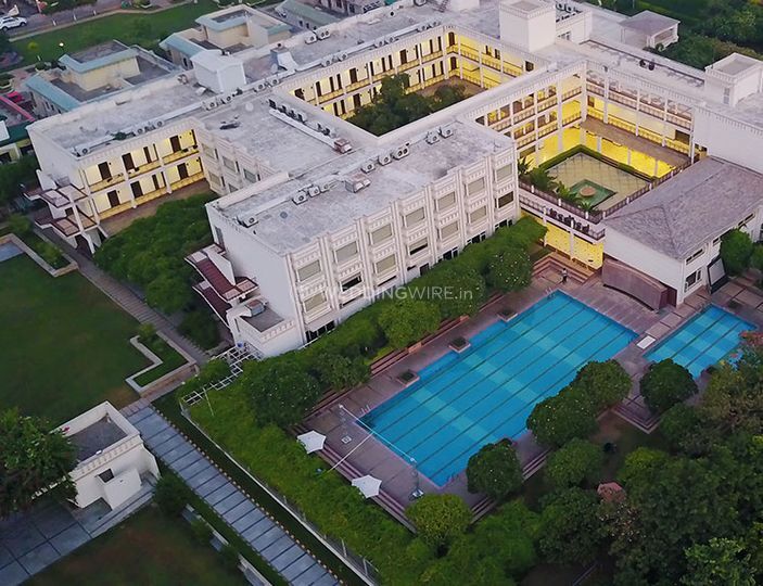 Treehouse Hotel Club Spa Bhiwadi