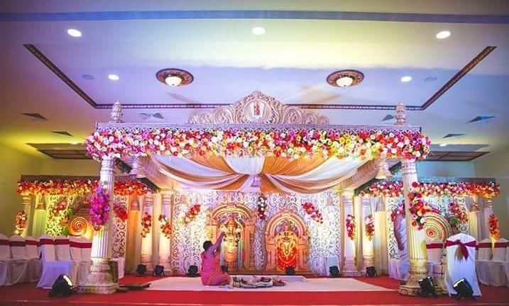 White Theme Mandapam From N Flower Decorations Photo 73