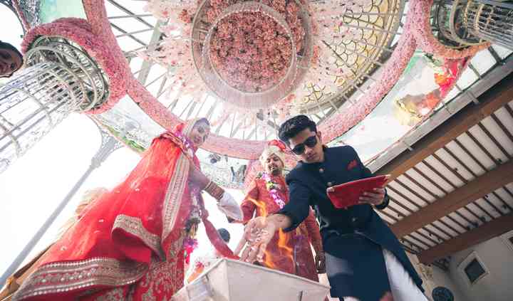 Best Wedding Photographers In Hyderabad Reviews And Pricing Pre wedding photoshoot, vj photography always walks a step ahead. best wedding photographers in hyderabad