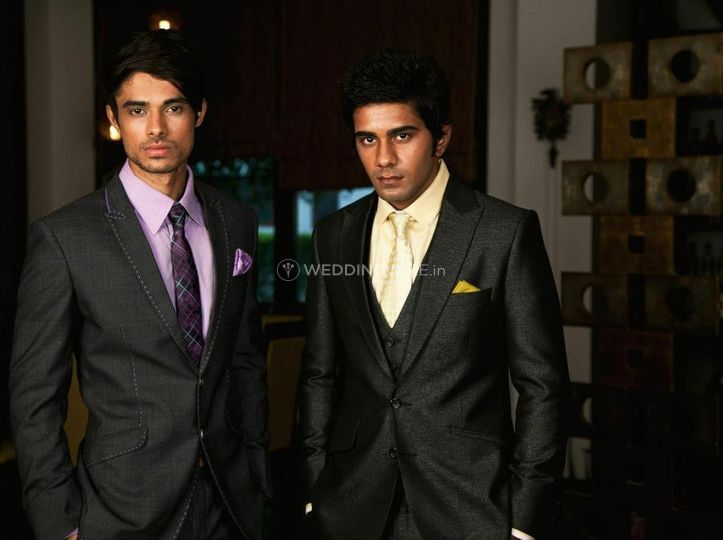 Dhruv Sehgal Clothing Sherwani Greater Kailash 1 Gk1 Weddingwire In Why would anyone want to dress in clothing which is disrespectful to the country visited? dhruv sehgal clothing sherwani