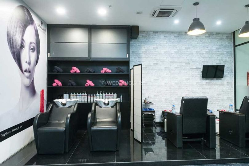 Bounce Salon And Spa, Vr Mall, Whitefield - Makeup Salon - Richmond 