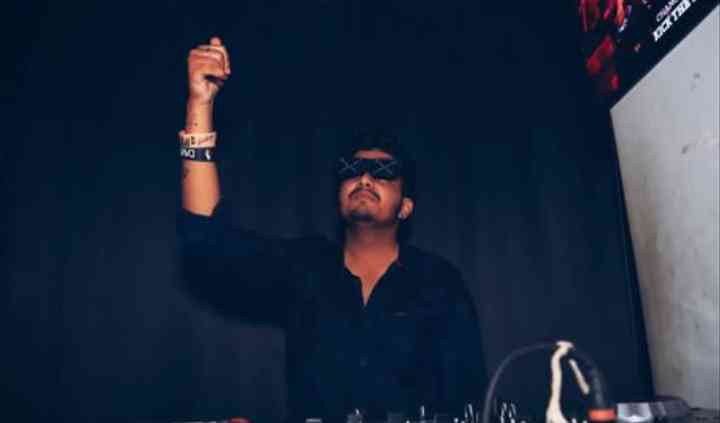 Dj Rakshit Jaipur Dj Pink City Weddingwire In Describe your dream vietnam tour. dj rakshit jaipur dj pink city