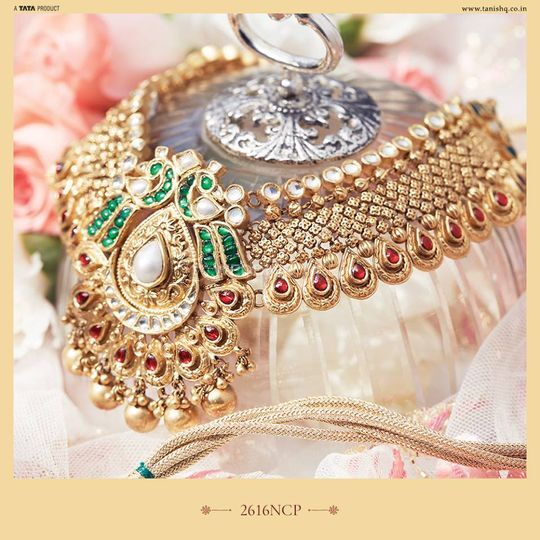 Tanishq mg road store