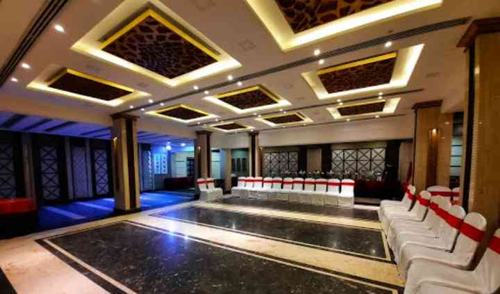 Banquet Halls Indore 12 Best Small Wedding Banquets Near You Banquet hall is wonderful hall in indore with all facility for destination wedding for a perfect memorable marriage and your events and attractive location. banquet halls indore 12 best small