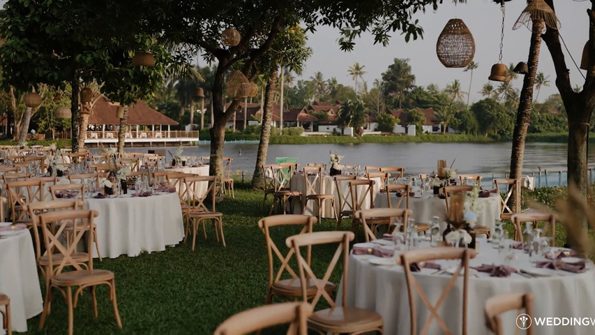 Wonderful Wedding at Kumarakom Lake Resort, India.