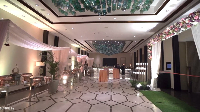 Crowne Plaza, Mayur Vihar