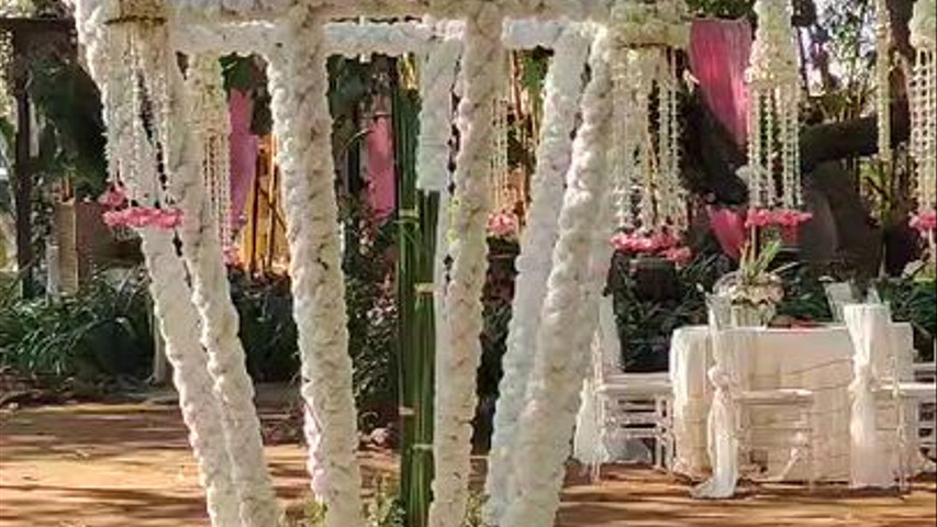 Imagine Weddings 