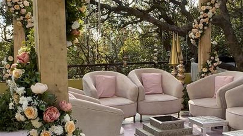 Imagine Weddings 