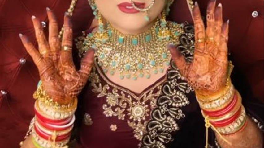 Simran Arora Makeovers