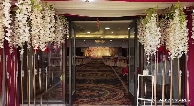 Hotel mandakini royale kanpur banquet halls