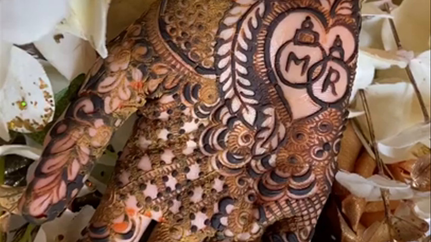 Sonu Mehendi Artist 