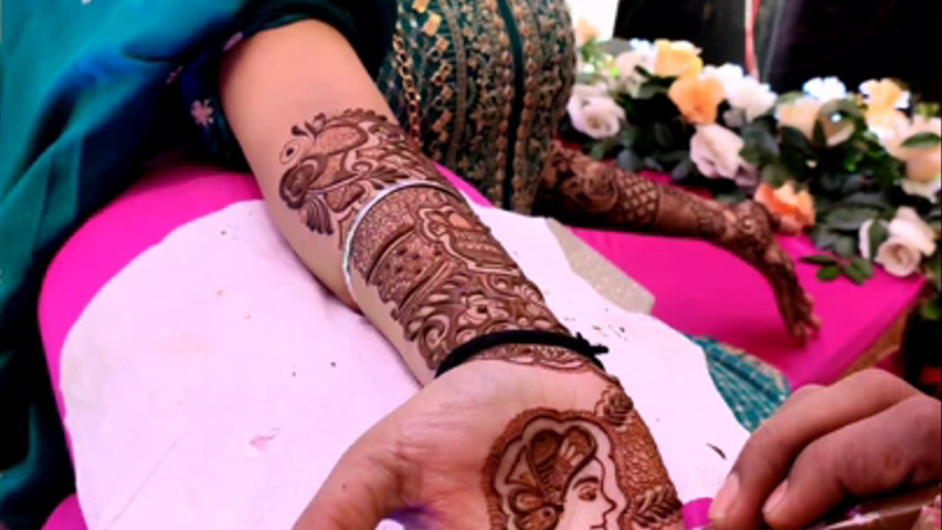 Amar Mehndi Artist