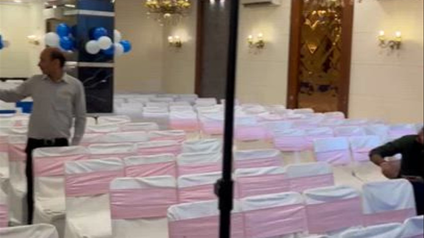 Banquet hall decor