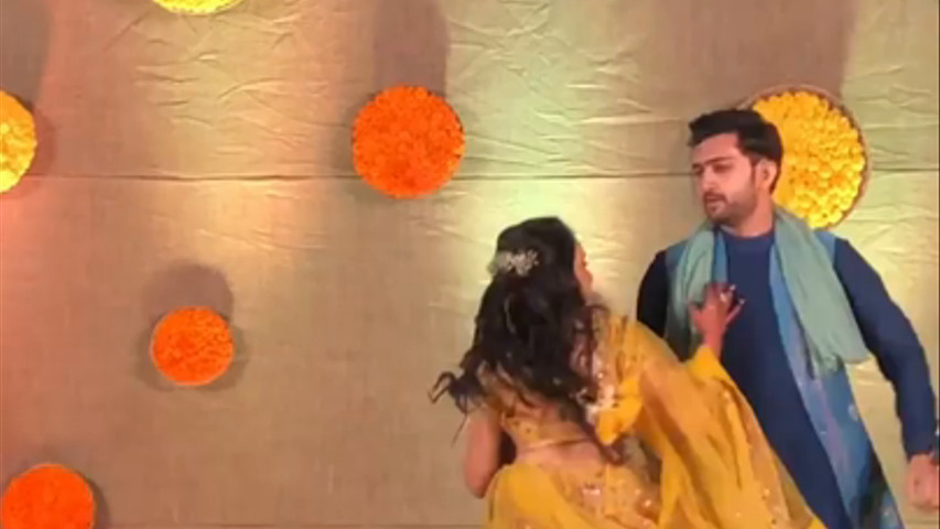 🎥🌼 Golden Moments: The Vibrant Haldi Ceremony - A Captivating Short Video by Memories Mirror 🌼🎥