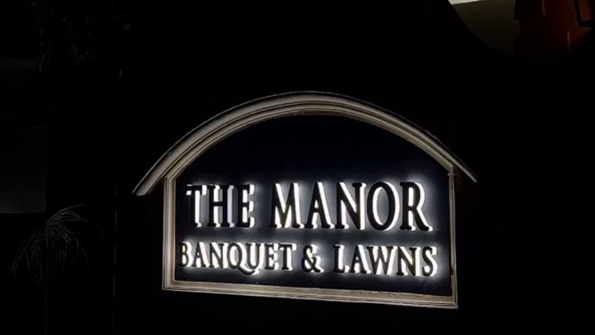 The manor 169753267948720