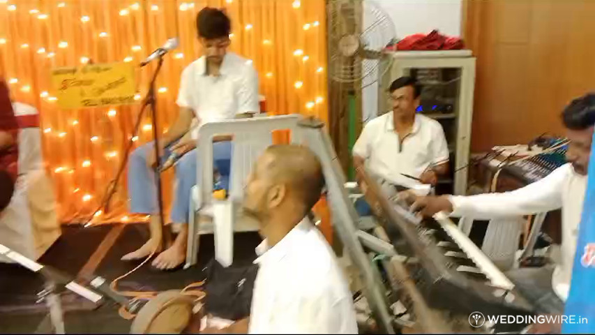 Balaji & Raghu's Ilayathendral Orchestra