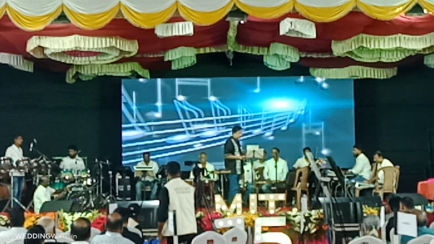 Balaji & Raghu's Ilayathendral Orchestra