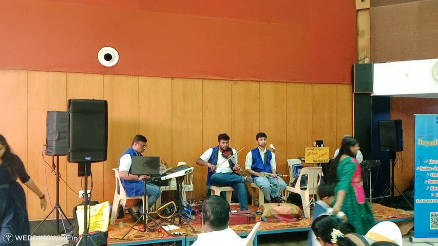 Balaji & Raghu's Ilayathendral Orchestra