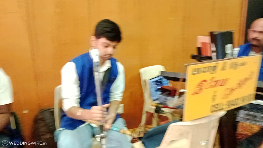 Balaji & Raghu's Ilayathendral Orchestra