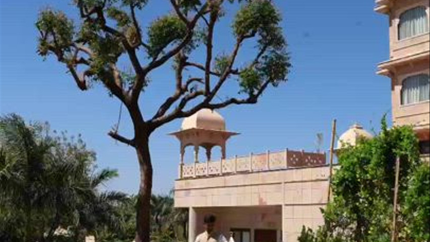 Traavista Aravali Mahal