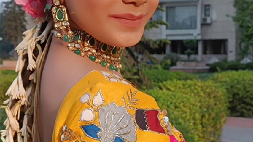 Haldi/mehandi Bridal look