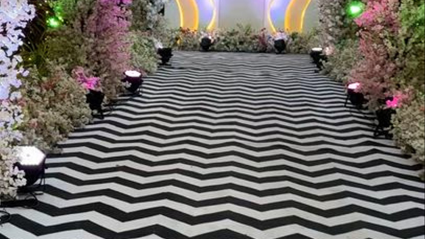 Entrance decor