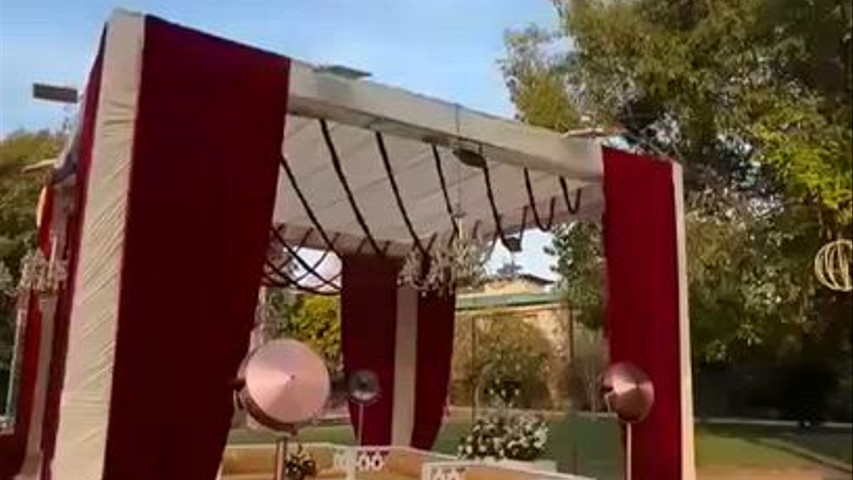 Seating arrangements and decor