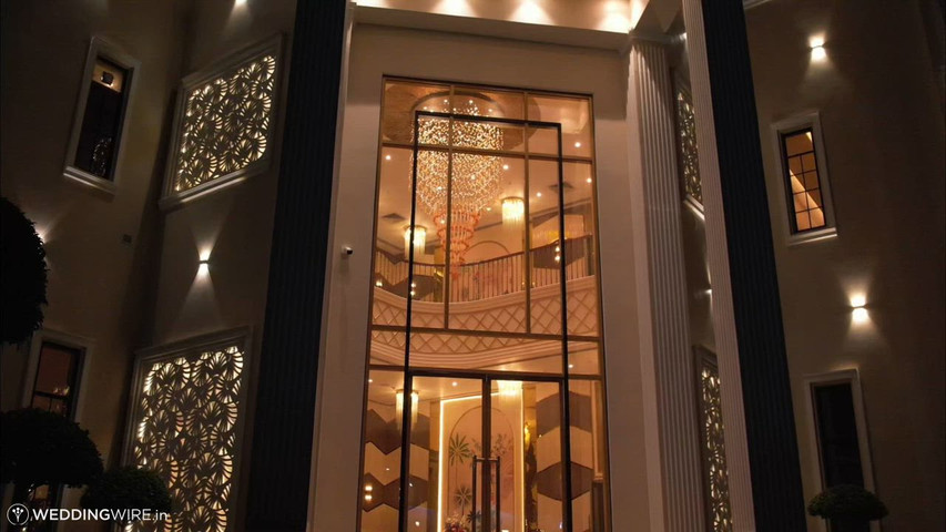 Pearl Courtyard 